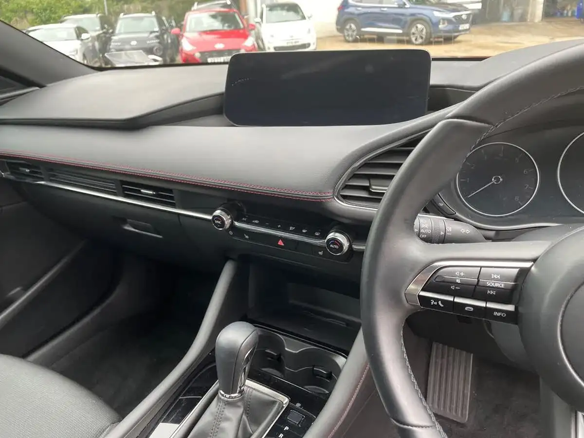 2025-mazda-mazda3-20-e-skyactiv-x-homura-auto-big-17