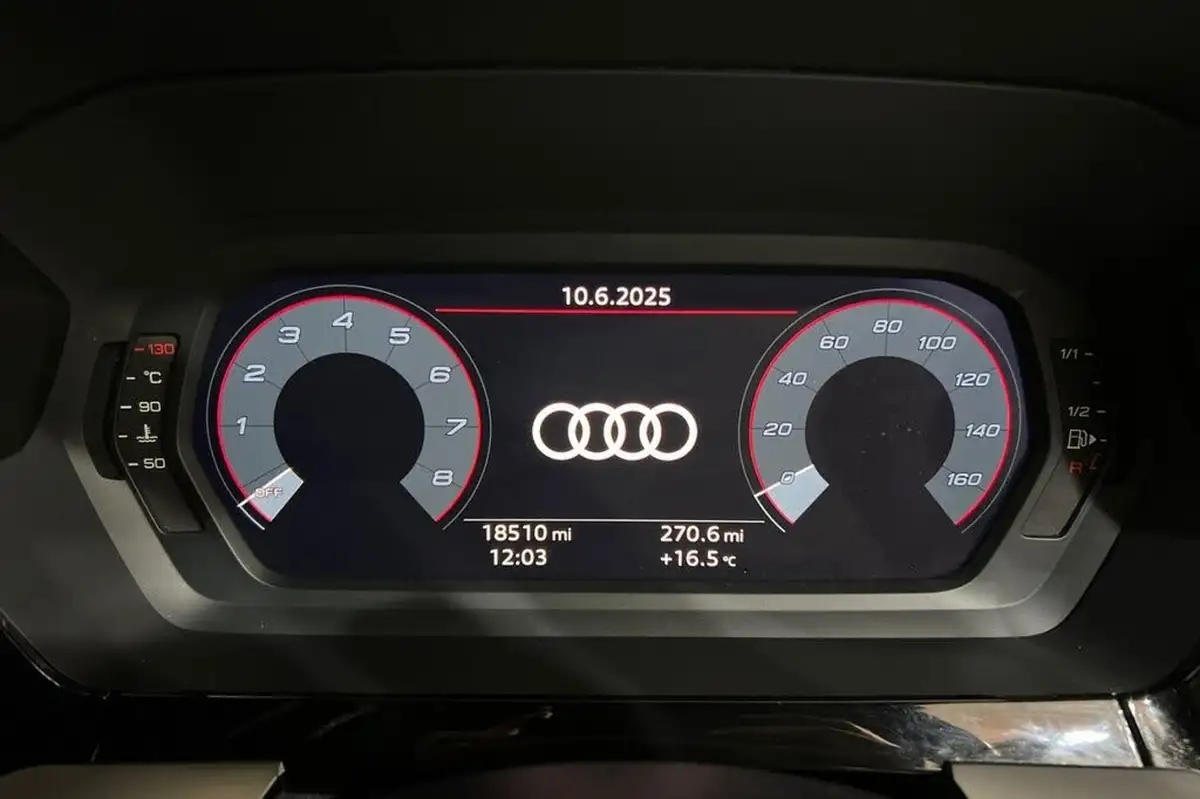 2023-audi-a3-15-35-tfsi-s-line-sportback-5d-big-11