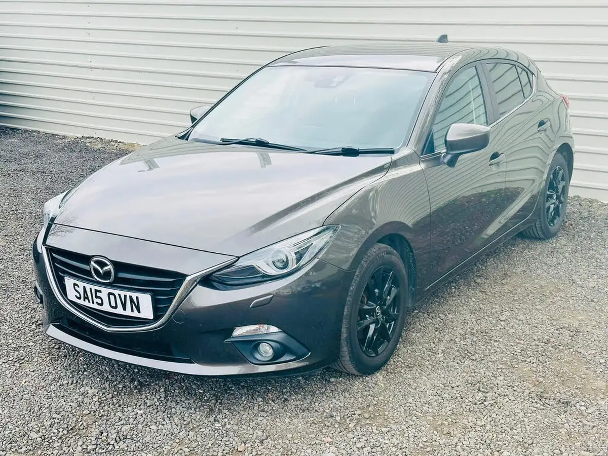 2015-mazda-mazda3-20-se-l-nav-hatchback-5d-big-9