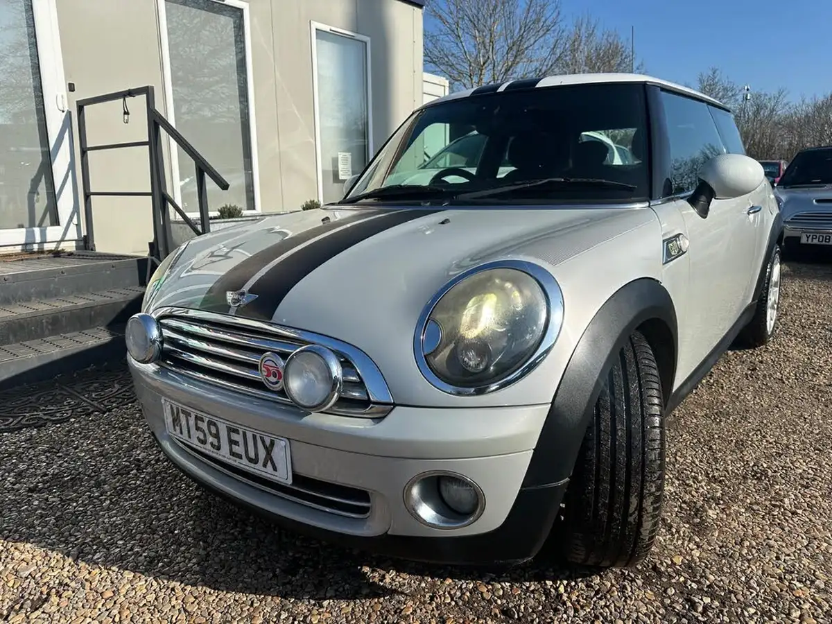 2009-mini-cooper-16-cooper-camden-auto-big-11