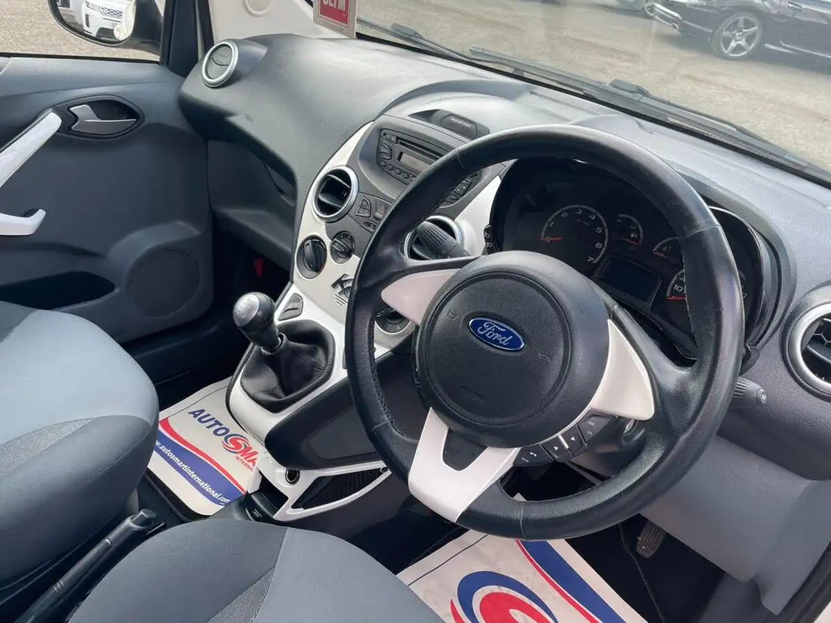 2015-ford-ka-12-zetec-ss-big-13