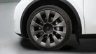 2022-tesla-model-y-e-long-range-small-18