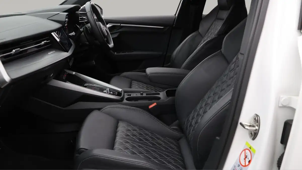 2022-audi-s3-20-tfsi-saloon-4d-big-14