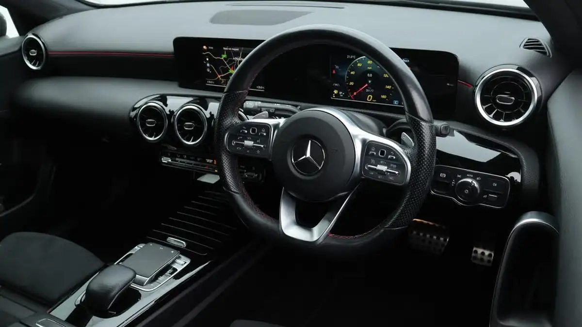 2019-mercedes-benz-a-class-20-a220-amg-line-hatchback-5d-big-9