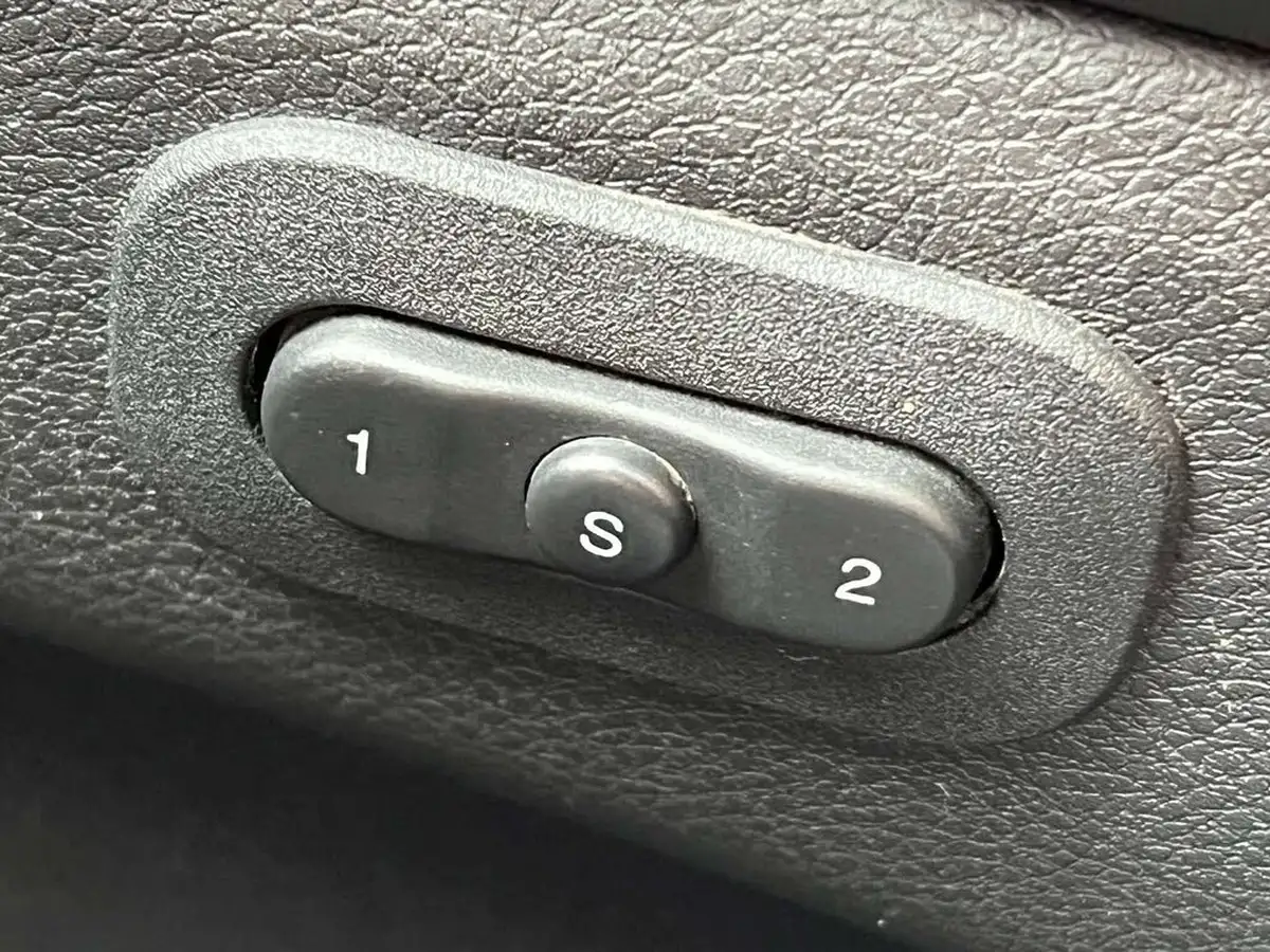 2016-jeep-grand-cherokee-30crd-summit-big-52