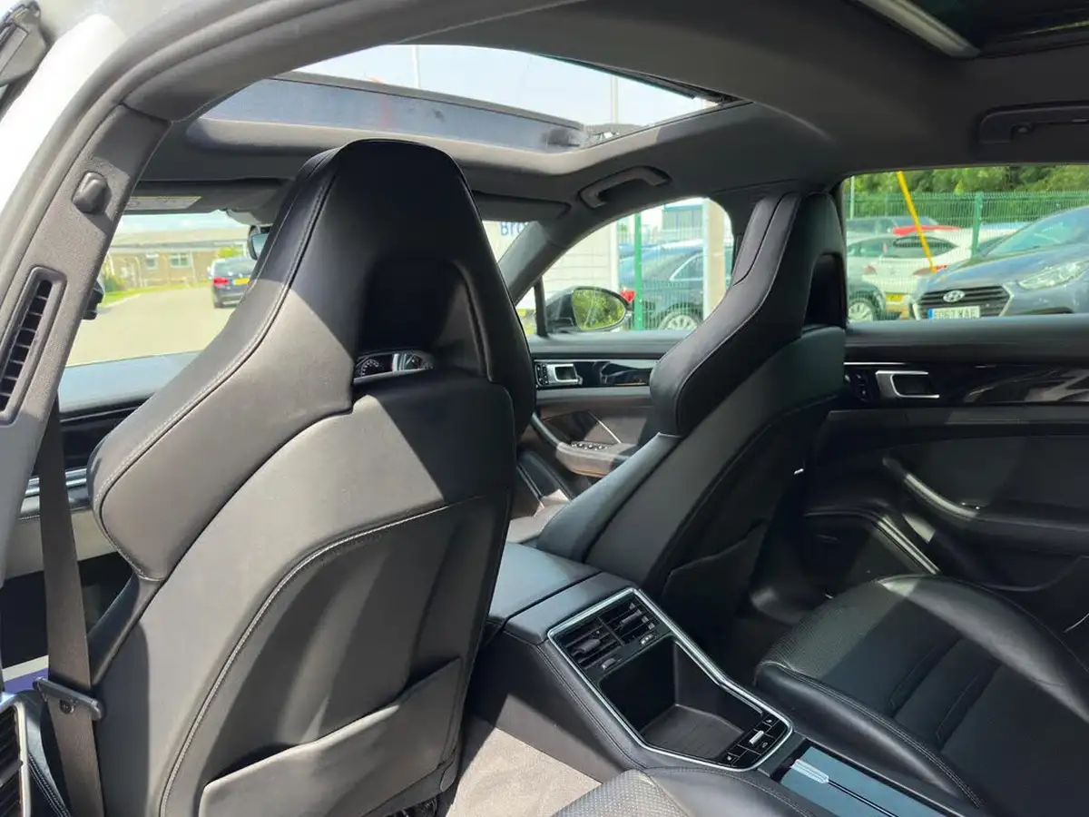 2017-porsche-panamera-40-v8-4s-diesel-422ps-sport-turismo-big-34