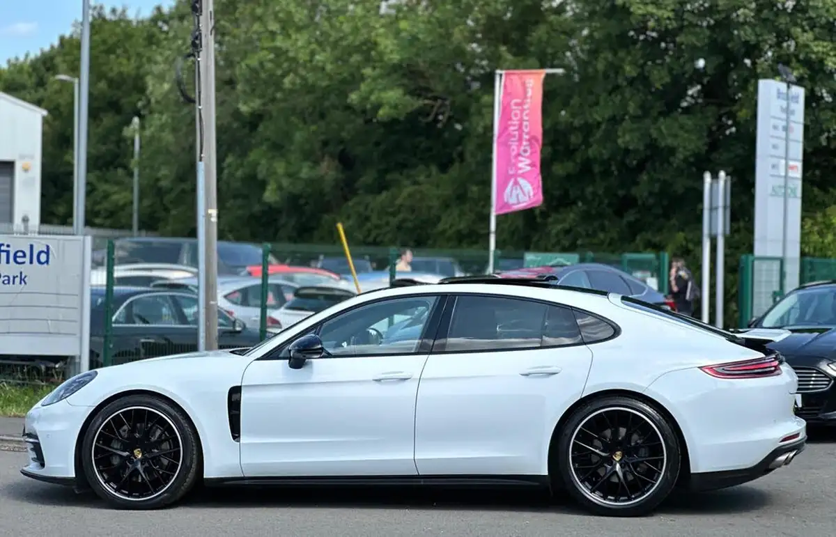 2017-porsche-panamera-40-v8-4s-diesel-422ps-sport-turismo-big-10