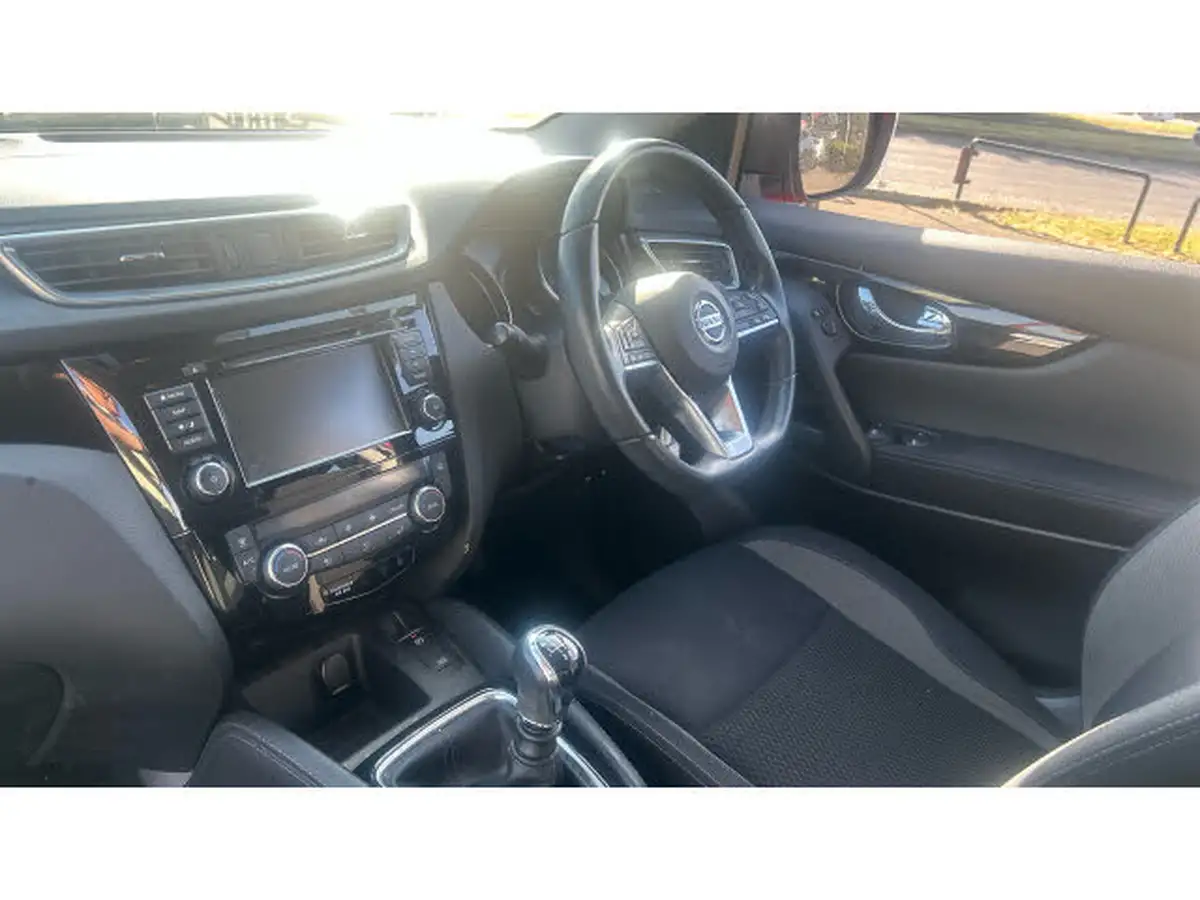2020-nissan-qashqai-13-dig-t-acenta-premium-140ps-big-8