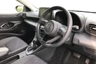 2025-toyota-yaris-15-vvt-i-design-panoramic-roofnavi-small-9