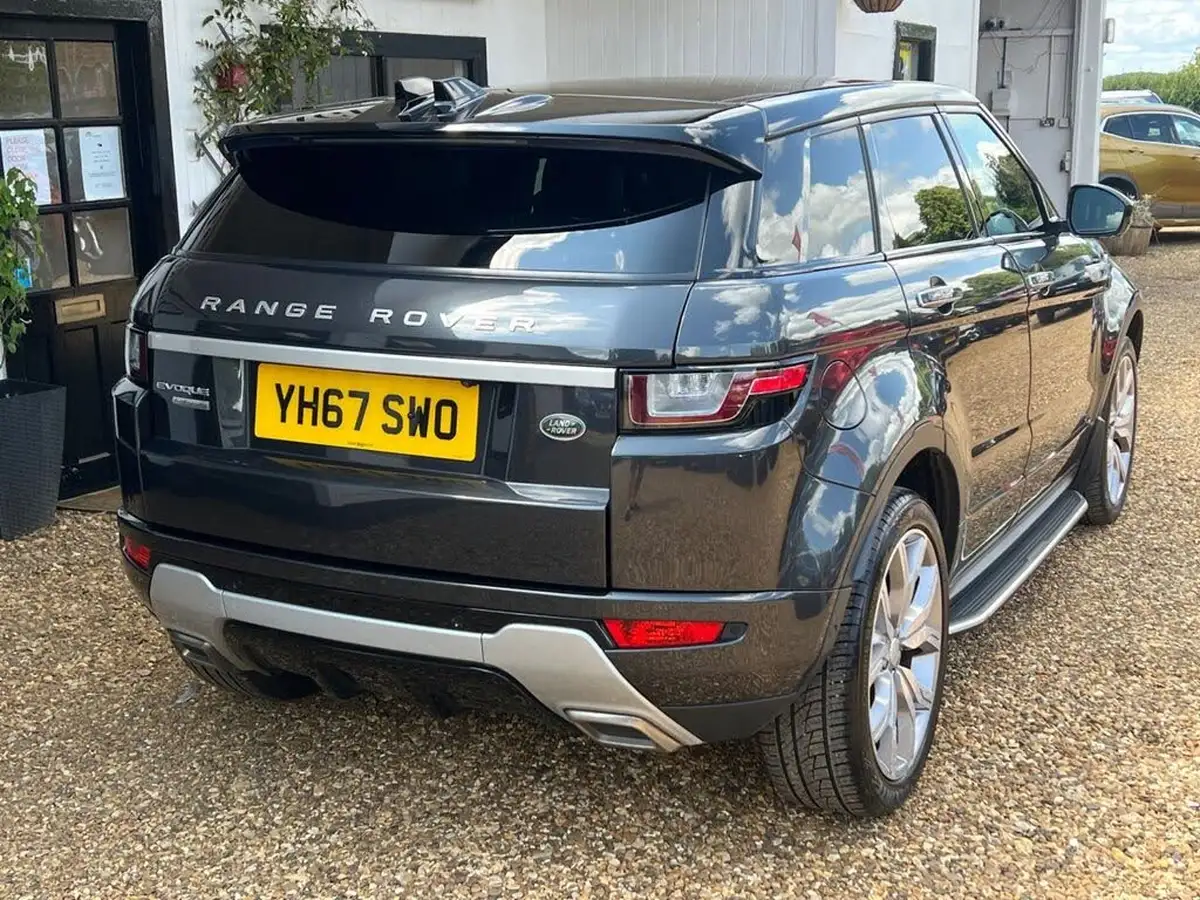 2017-land-rover-range-rover-evoque-20-si4-autobiography-hatchback-5d-big-6