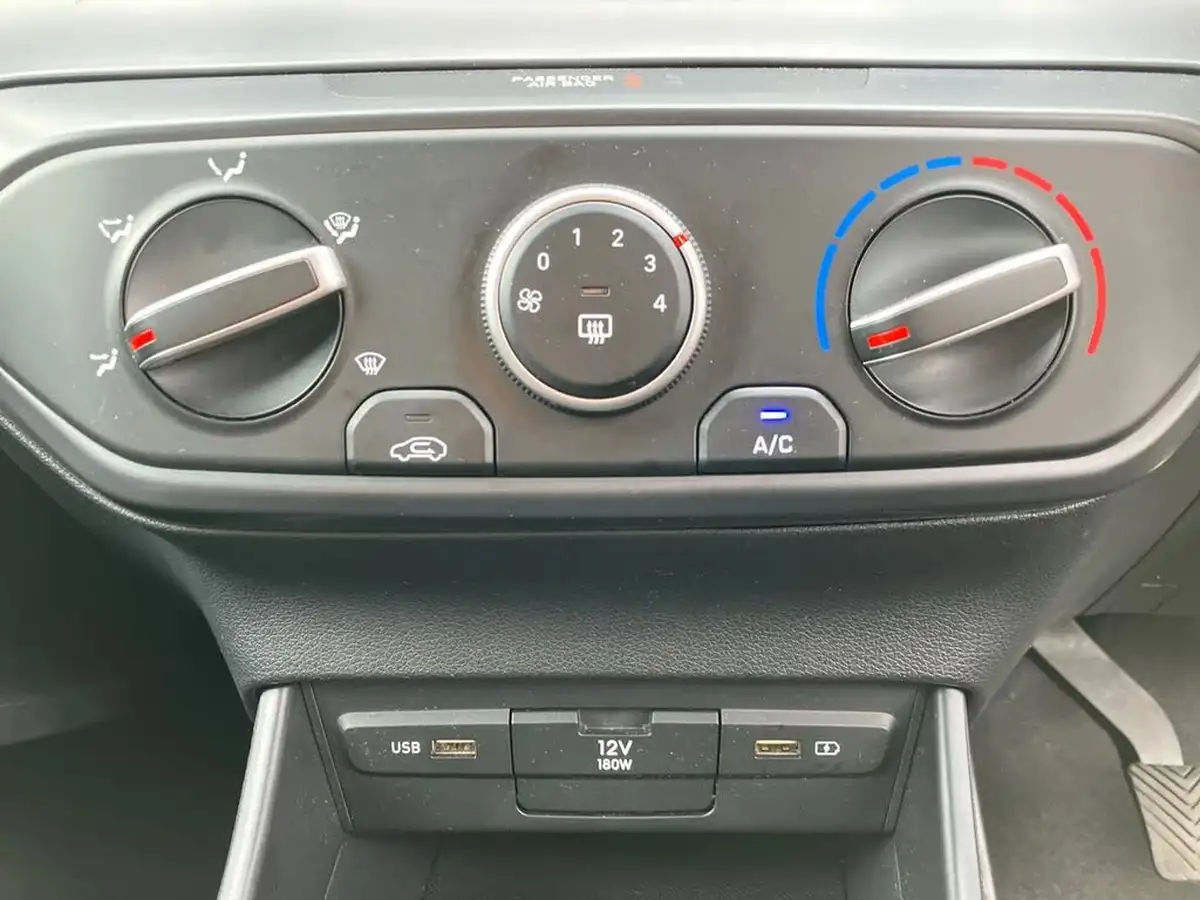 2021-hyundai-i20-10-t-gdi-se-connect-eclutch-imt-big-39