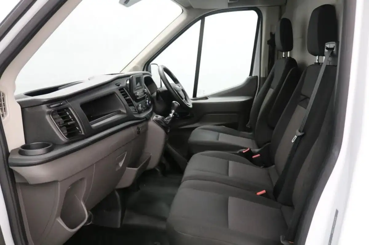 2022-ford-transit-big-16