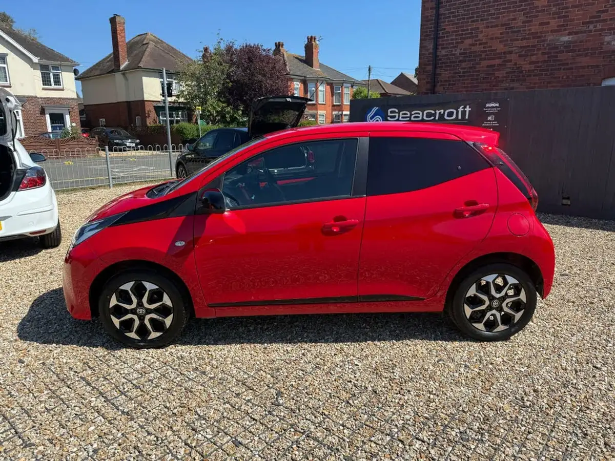 2019-toyota-aygo-10-vvt-i-x-trend-big-2
