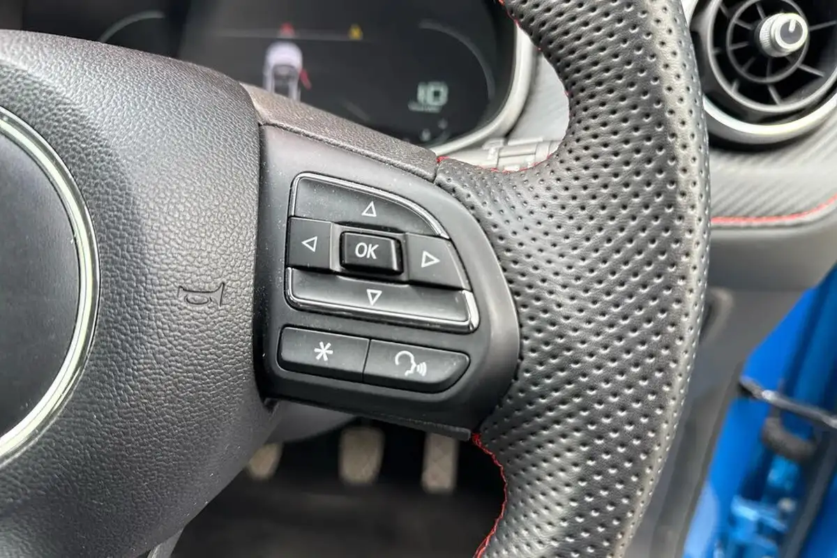 2024-mg-zs-suv-10t-gdi-exclusive-big-22