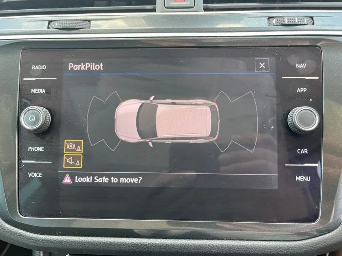 2018-volkswagen-tiguan-20tdi-sel-150ps-ss-dsg-big-18