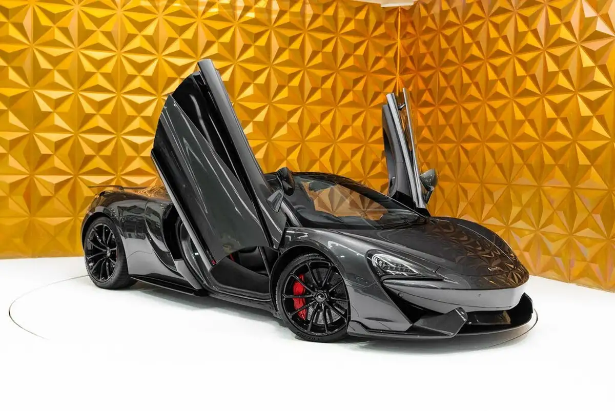 2019-mclaren-570s-38-coupe-big-36