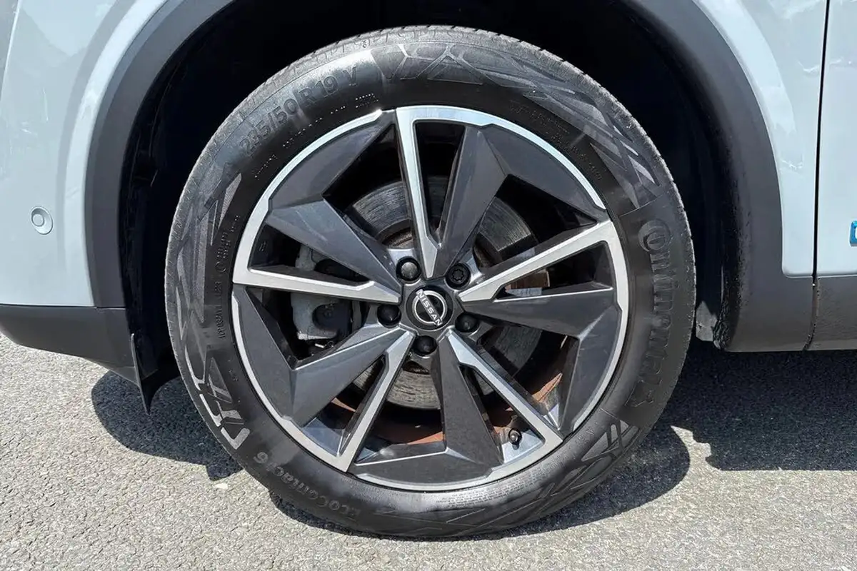 2023-nissan-qashqai-15-tekna-big-22