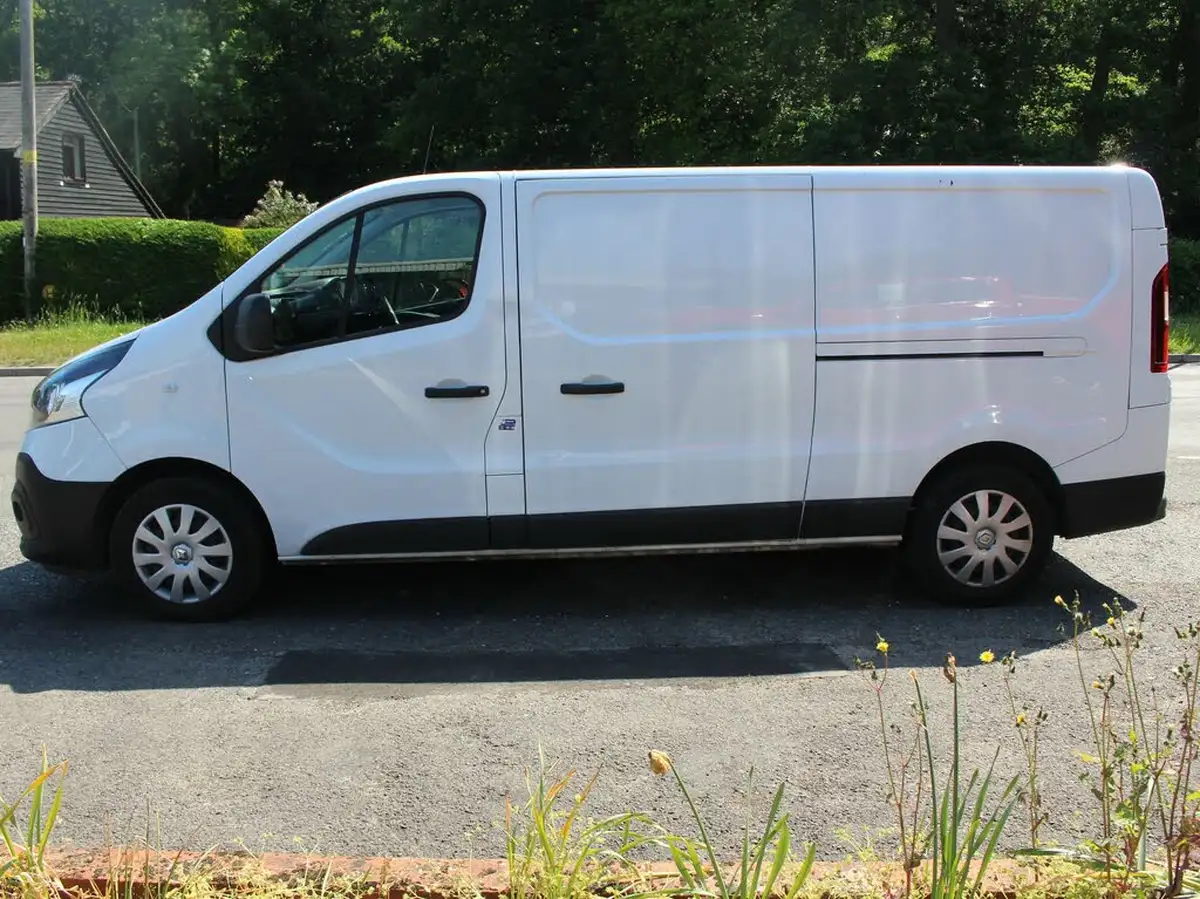 2021-renault-trafic-20dci-ll30-energy-120-business-panel-big-20