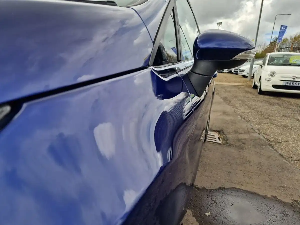 2016-ford-fiesta-125-zetec-3d-big-5