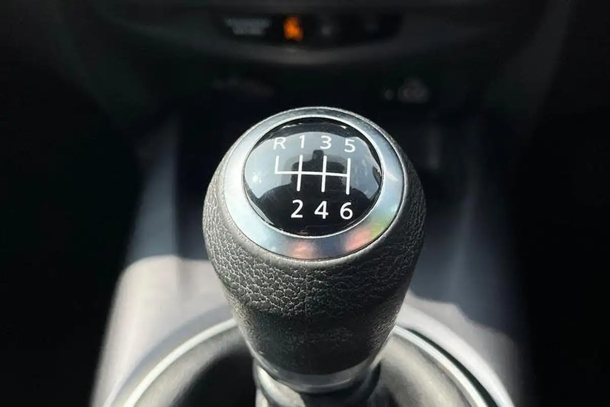 2020-nissan-juke-10-dig-t-acenta-117ps-big-26