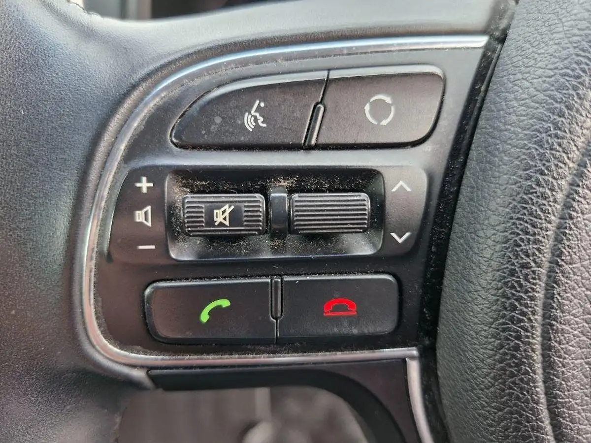 2016-kia-sportage-16-gdi-130bhp-big-12