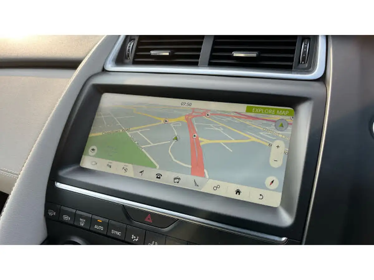2018-jaguar-e-pace-20-i4d-r-dynamic-hse-180ps-big-10