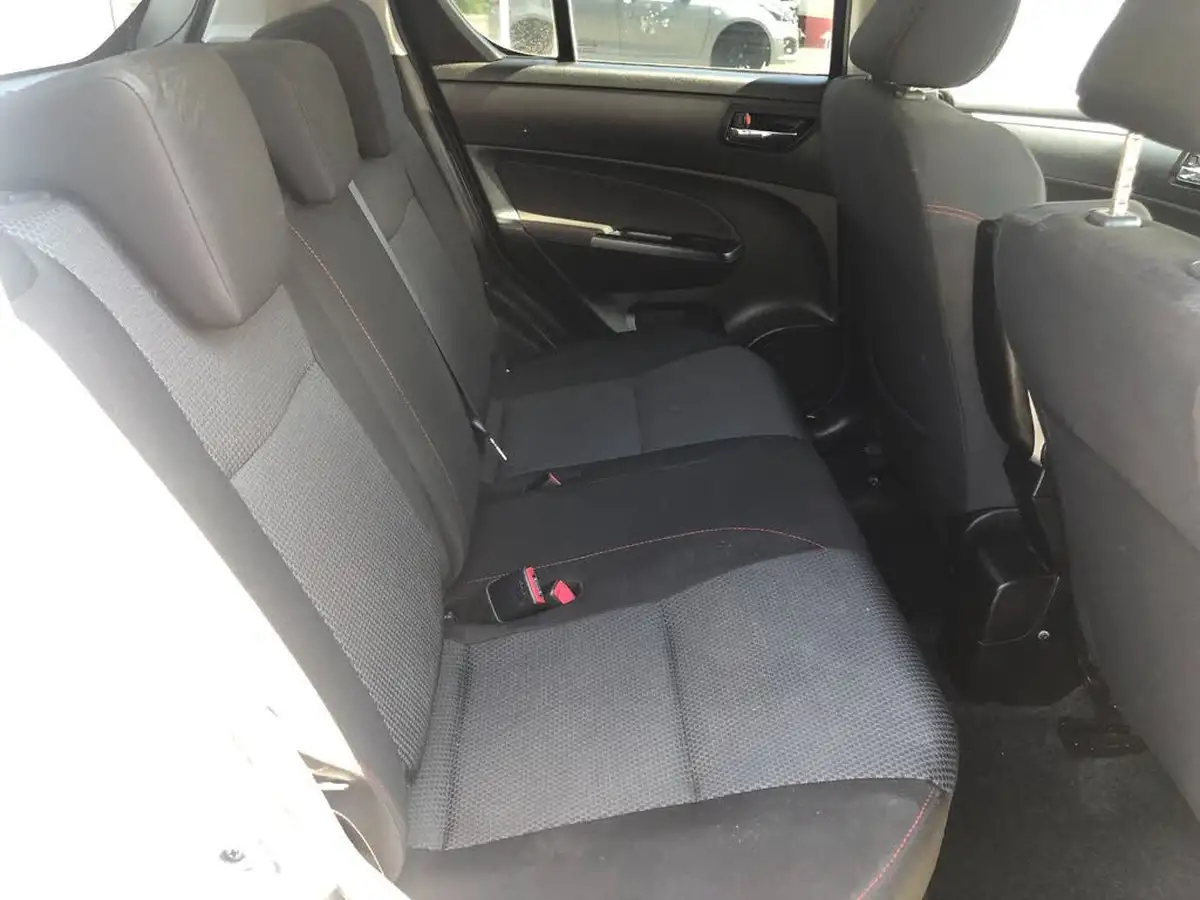 2014-suzuki-swift-16-sport-136ps-nav-5d-big-10