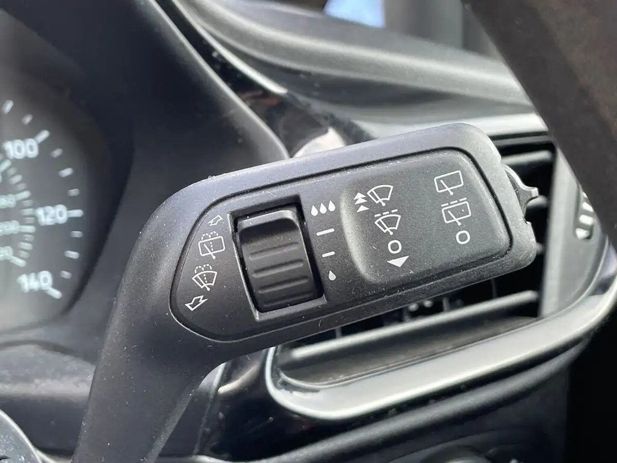 2022-ford-fiesta-11-ti-vct-trend-5d-big-25