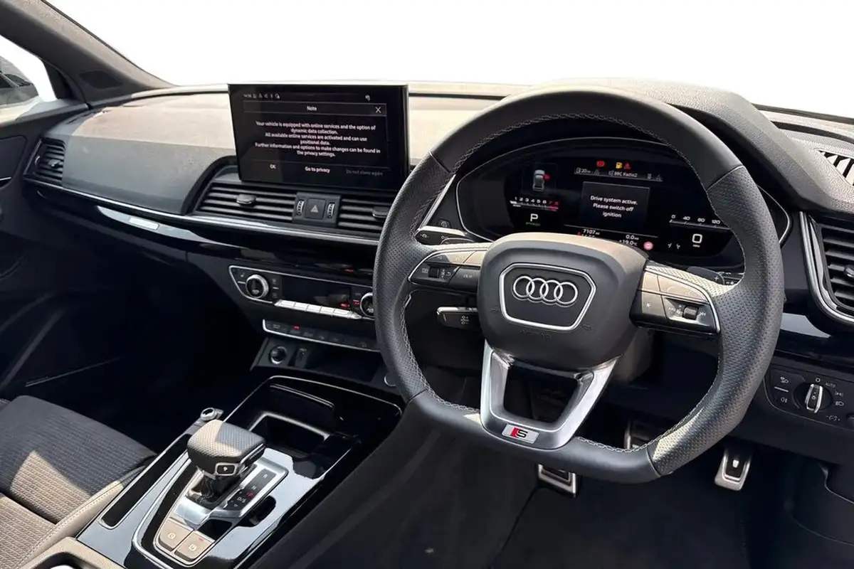 2024-audi-q5-20-45-tfsi-black-edition-station-wagon-big-17