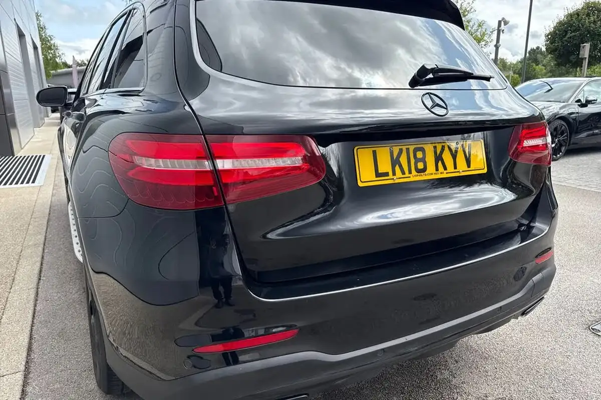2018-mercedes-benz-glc-class-21d-glc220d-amg-line-premium-plusss-station-wagon-5d-big-7