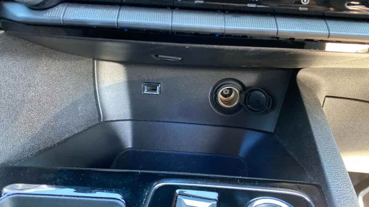 2024-peugeot-5008-suv-12-allure-premium-big-45