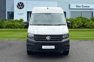 2024-volkswagen-crafter-small-4