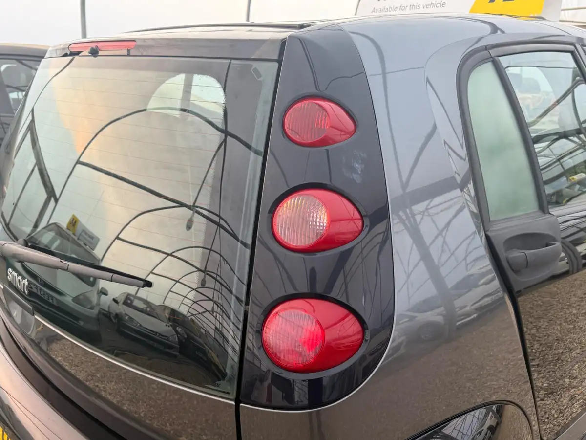 2005-smart-forfour-13-passion-big-53
