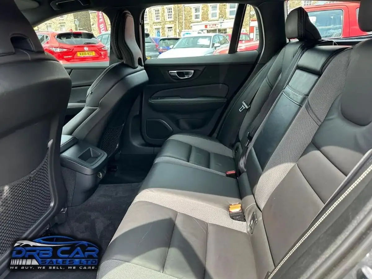 2019-volvo-v60-20td-d3-r-design-geartronic-big-19