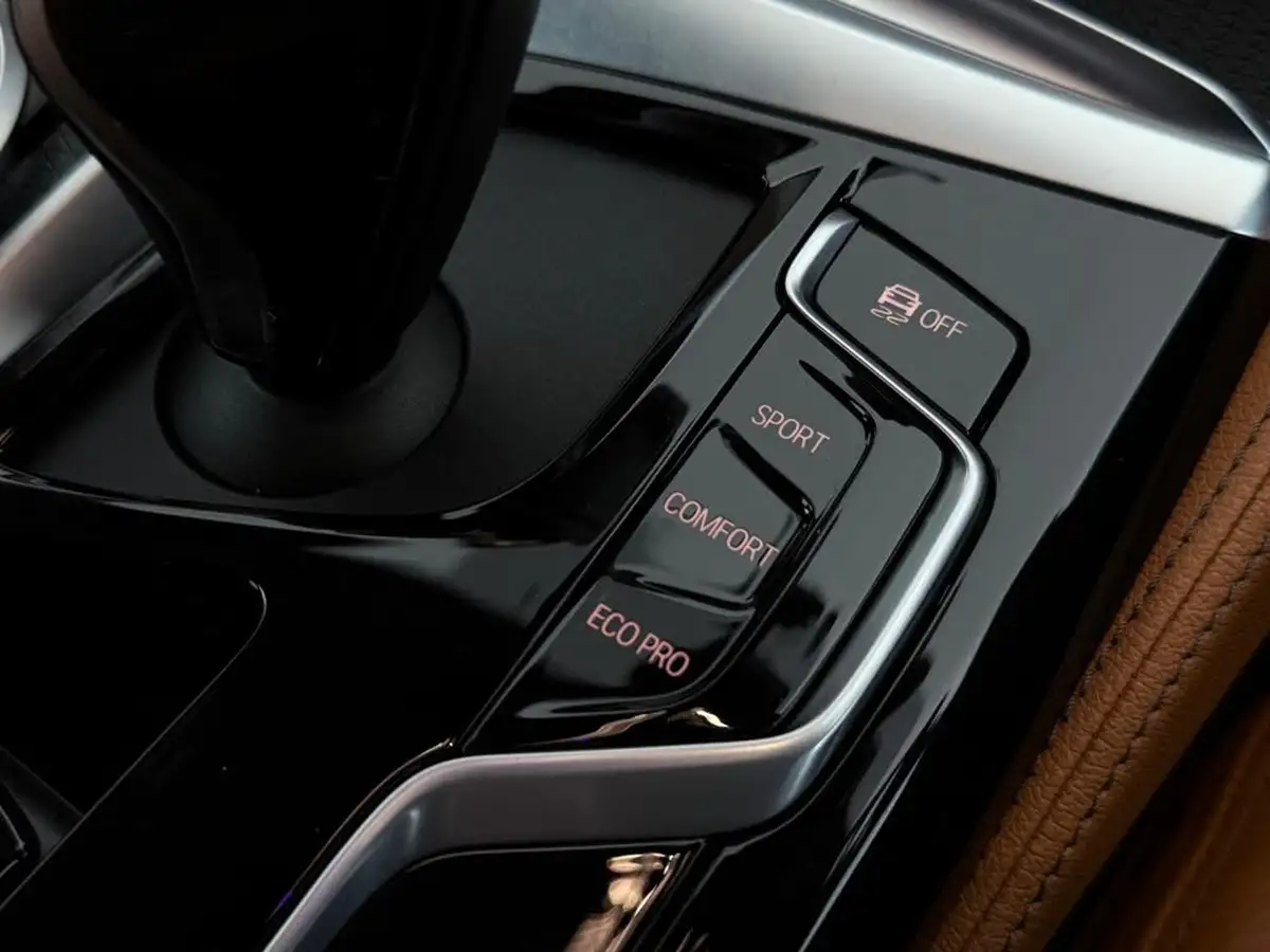 2021-bmw-5-series-20td-520d-m-sport-mht-saloon-4d-big-45