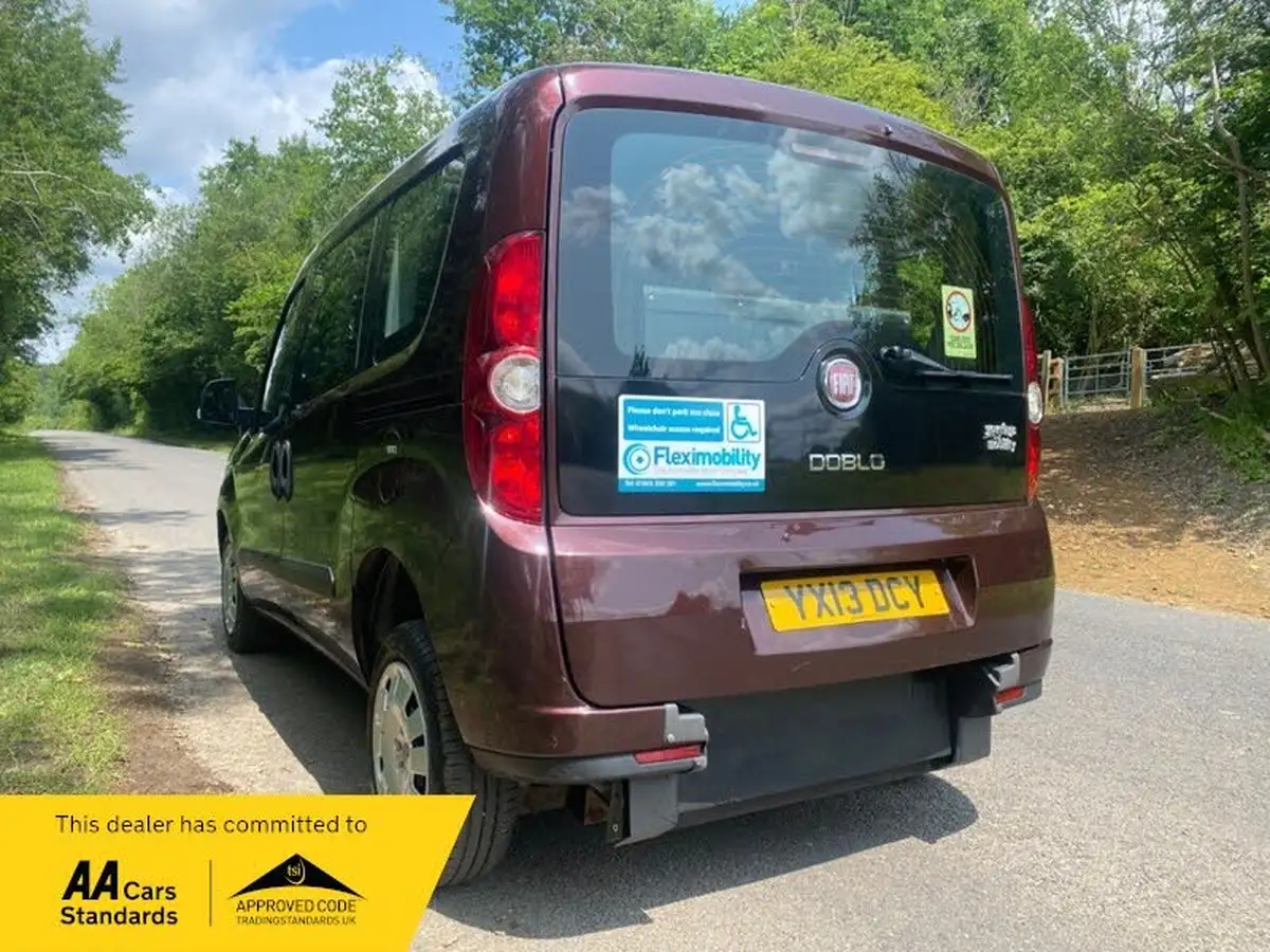 2013-fiat-doblo-16td-mylife-16-16v-multijet-105bhp-ss-1590cc-big-33