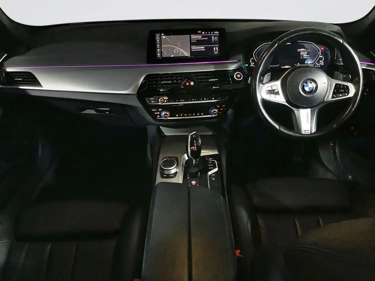 2019-bmw-5-series-big-2