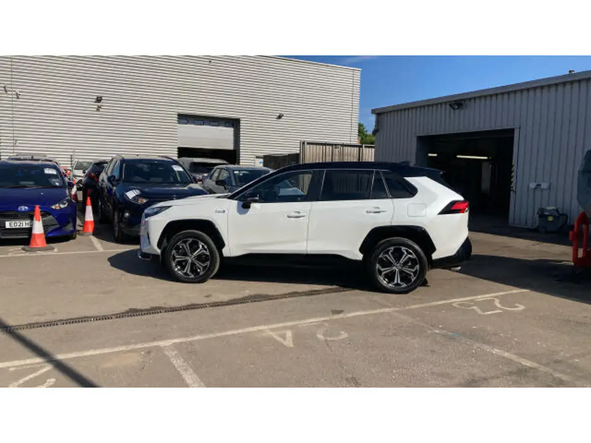 2023-toyota-rav4-25-vvt-i-dynamic-302bhp-plug-in-big-16
