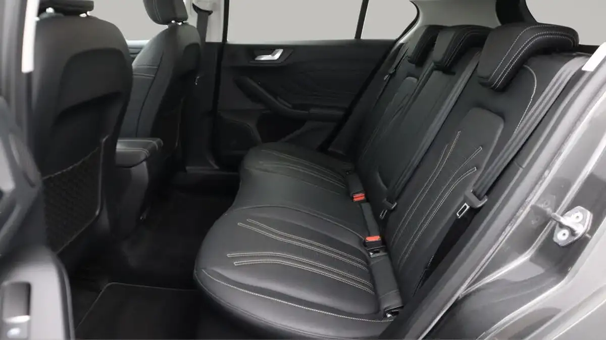 2020-ford-focus-10t-vignale-edition-125ps-hybrid-mhev-hatchback-big-16
