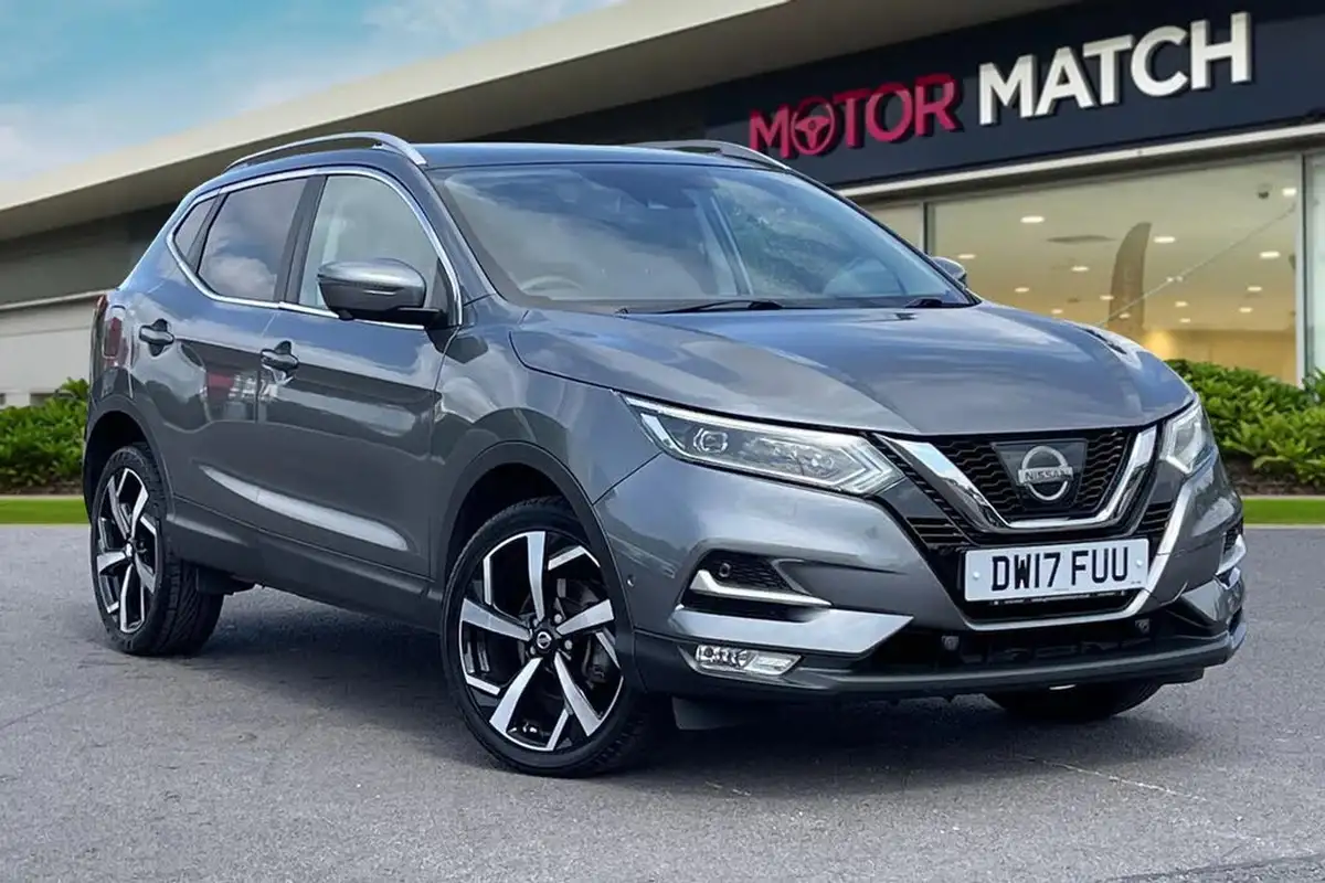 2017-nissan-qashqai-15dci-tekna-big-0