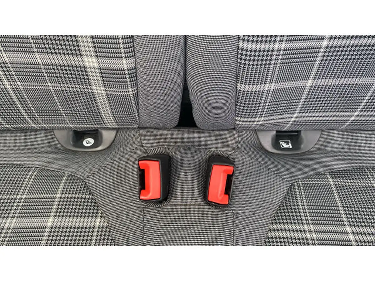 2021-fiat-500-10-lounge-big-16