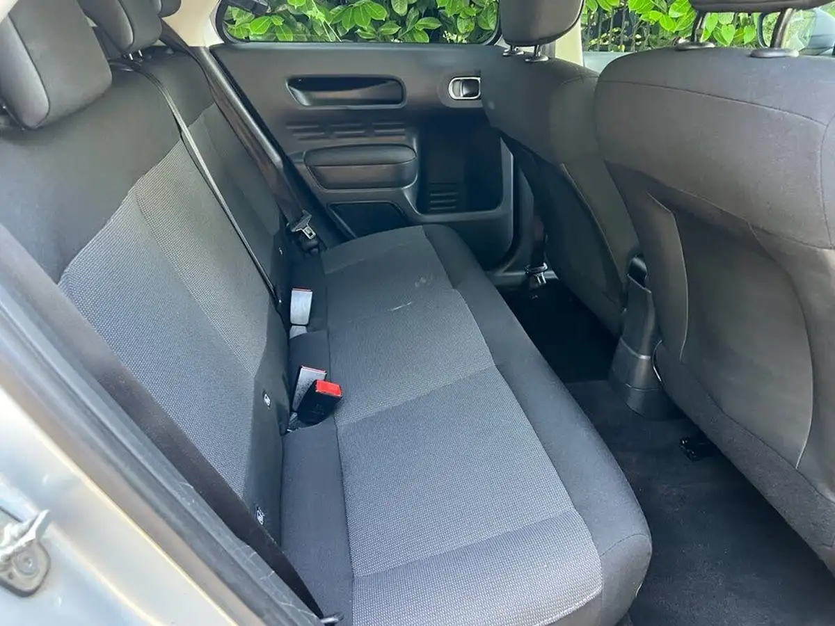 2016-citroen-c4-cactus-12-puretech-flair-110ps-ss-big-37