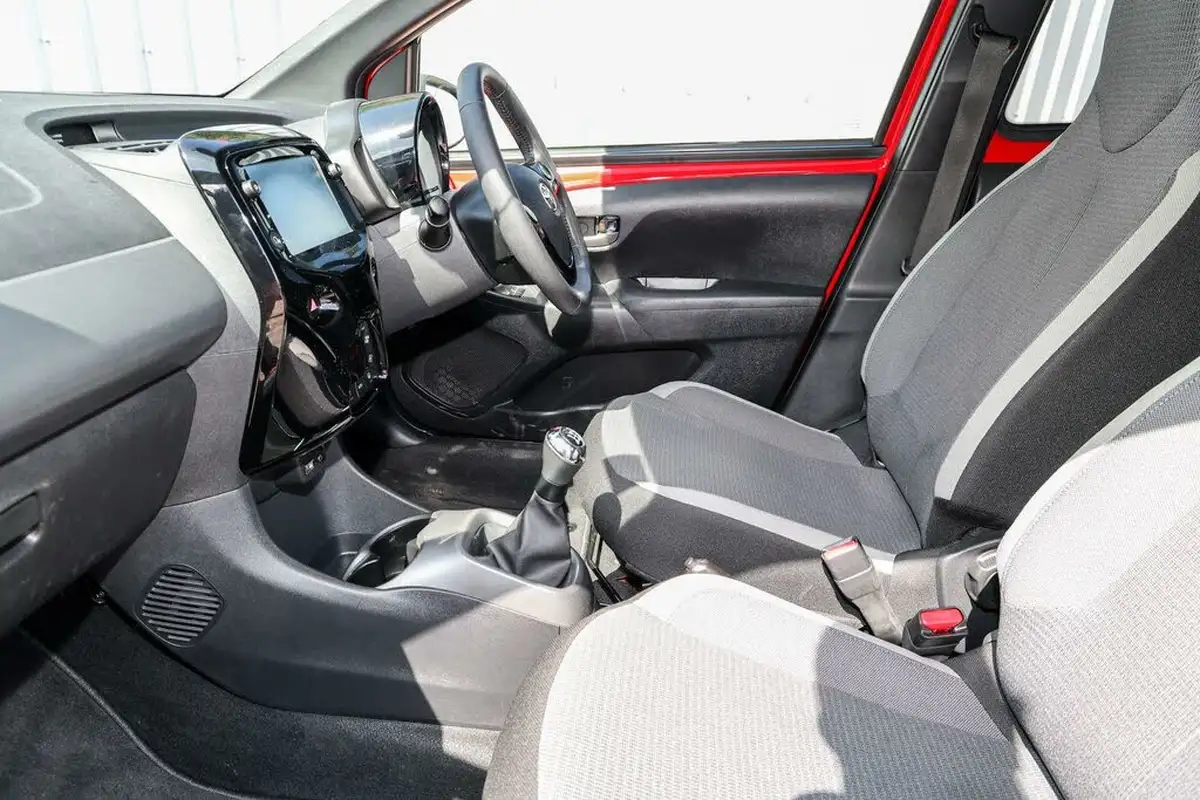 2021-toyota-aygo-10-vvt-i-x-trend-tss-big-9