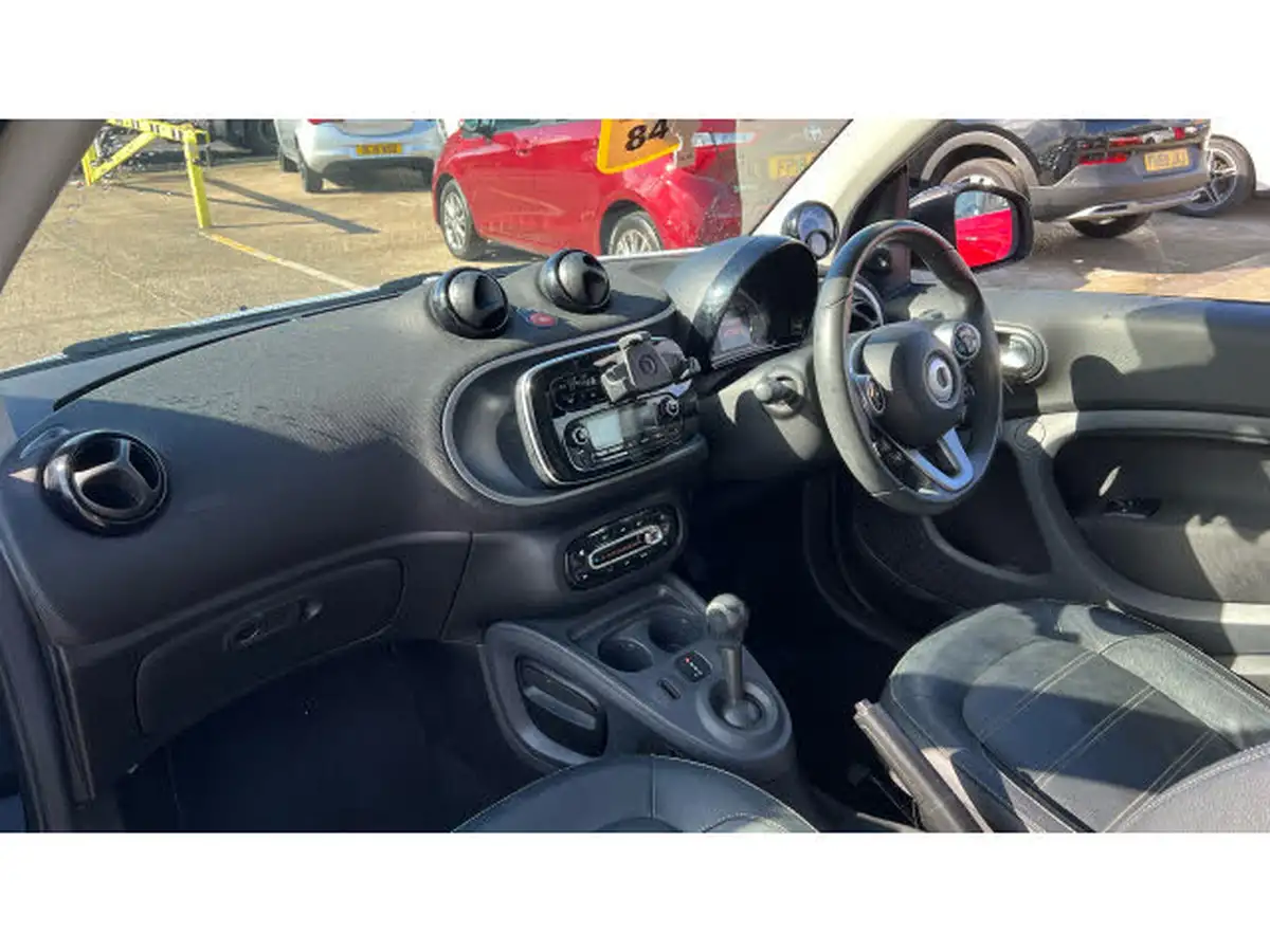 2016-smart-fortwo-10-prime-70bhp-ss-coupe-twinamic-big-8