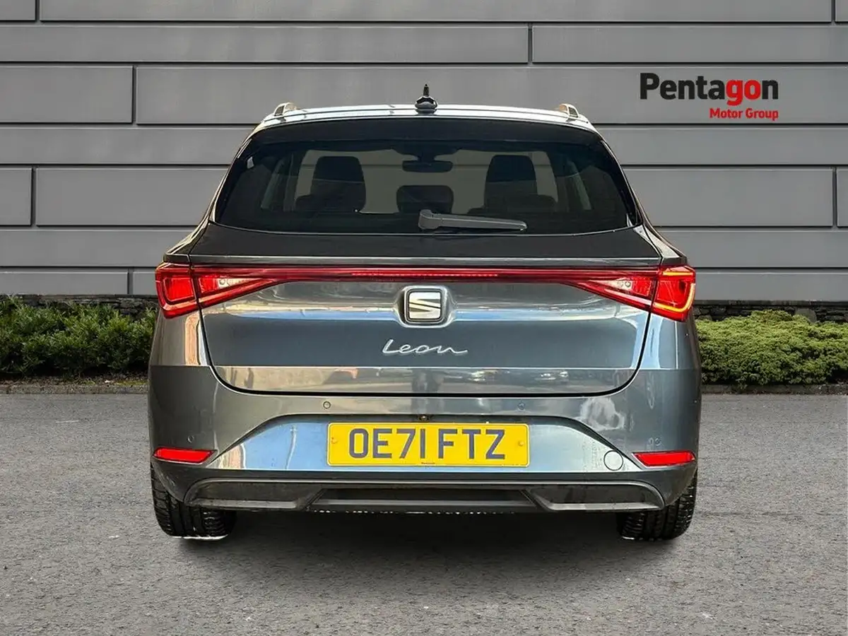 2021-seat-leon-15-etsi-xcellence-lux-estate-big-15