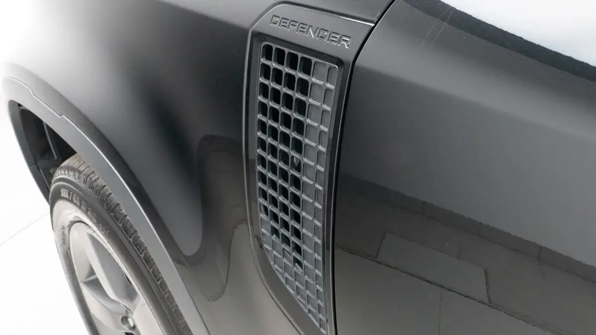 2024-land-rover-90-defender-30-d250-hard-top-standard-90-big-20
