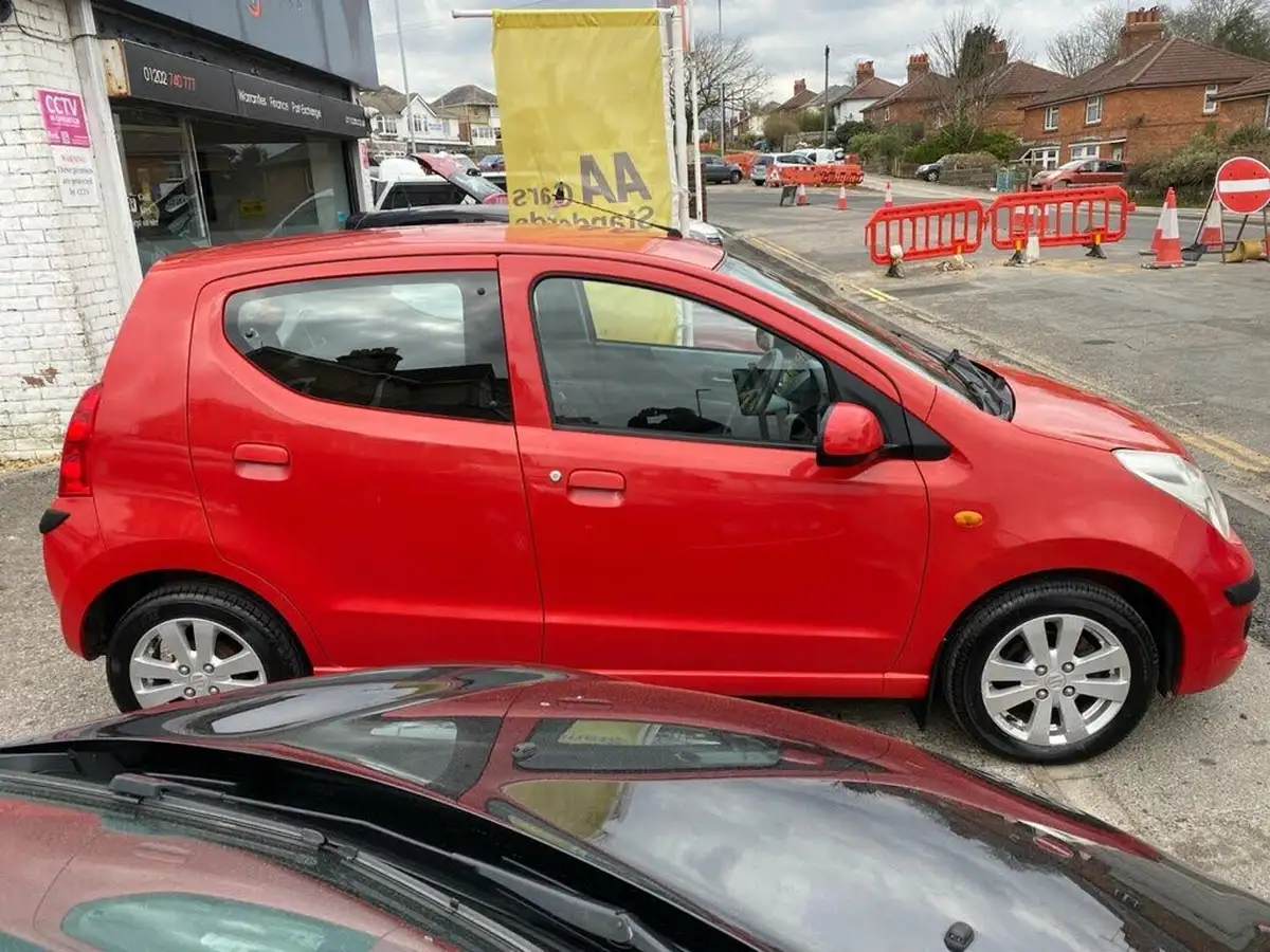 2009-suzuki-alto-10-sz4-big-7