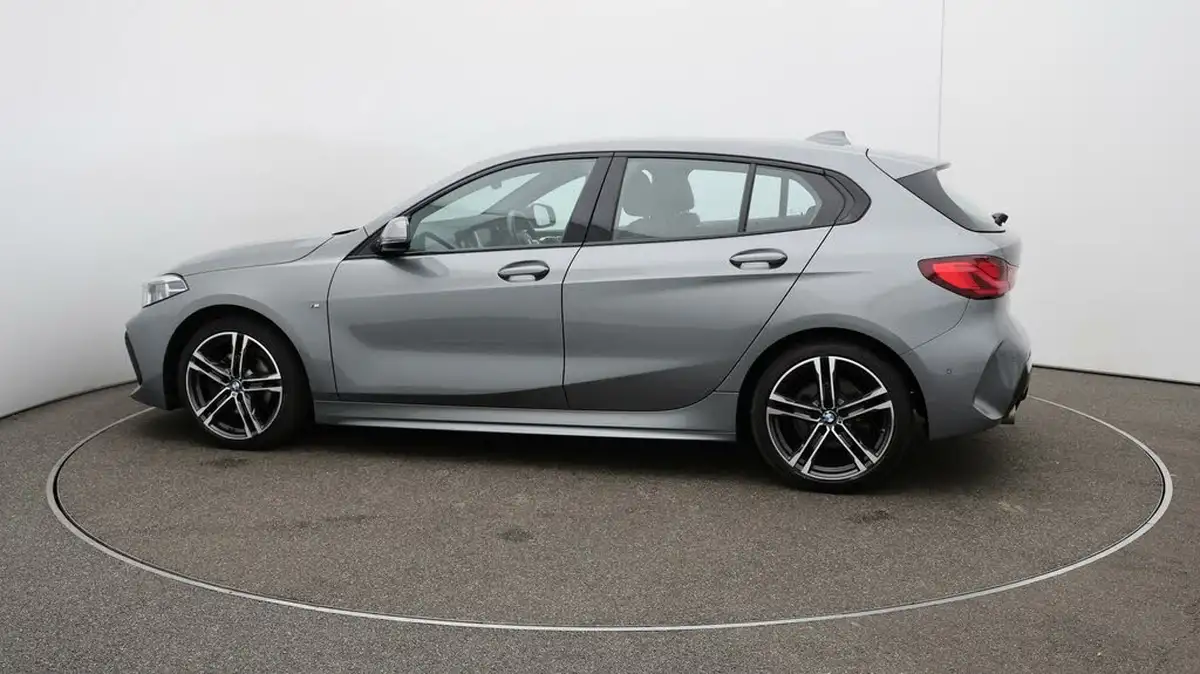 2022-bmw-1-series-15-118i-m-sport-lcp-dct-big-50