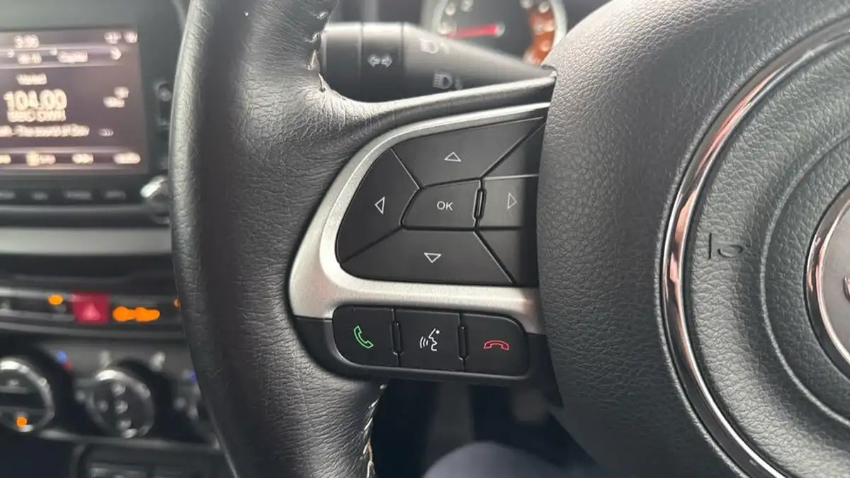 2016-jeep-renegade-20multijet-ii-limited-ss-big-33