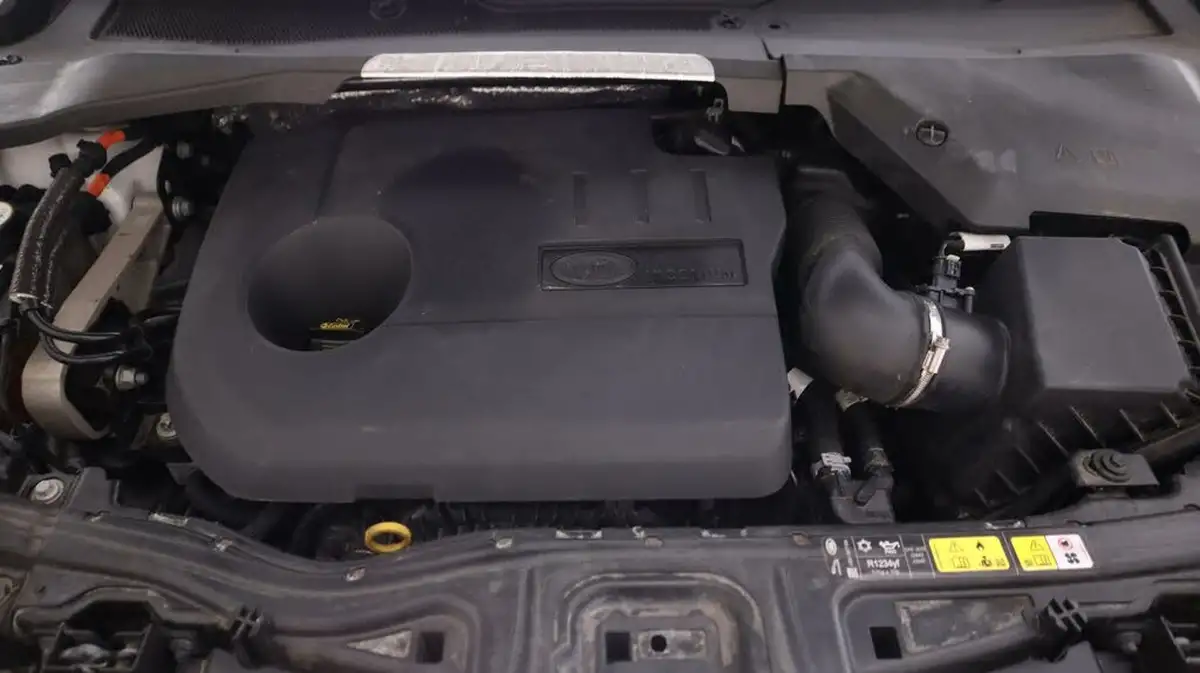 2022-land-rover-discovery-sport-15-p300e-r-dynamic-se-big-18